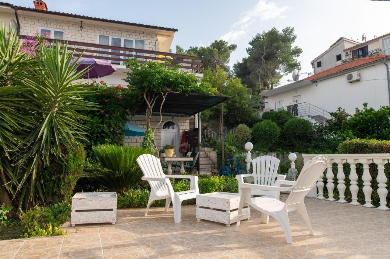 Villa Fjaba - By The Sea - With The Big Terraces & Great Sea View Trogir Exterior photo