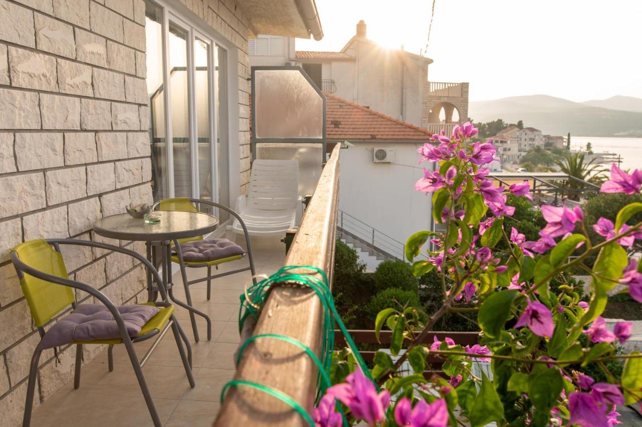 Villa Fjaba - By The Sea - With The Big Terraces & Great Sea View Trogir Exterior photo