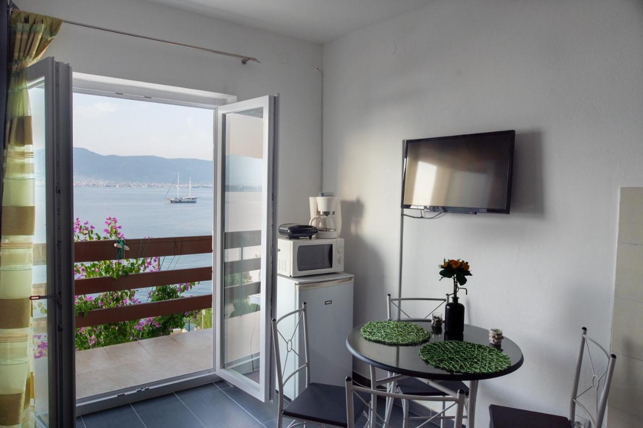 Villa Fjaba - By The Sea - With The Big Terraces & Great Sea View Trogir Exterior photo